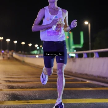 Runner Photo 2745304