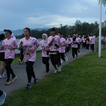 Runner Photo 2745315