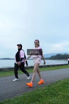 Runner Photo 2745977