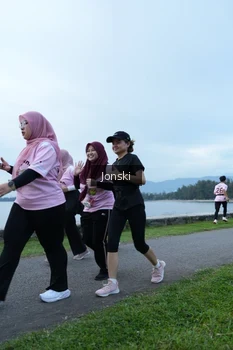 Runner Photo 2745997