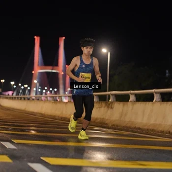 Runner Photo 2746318
