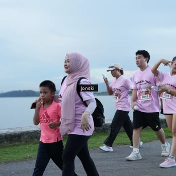 Runner Photo 2746423