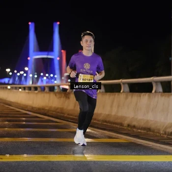 Runner Photo 2746537