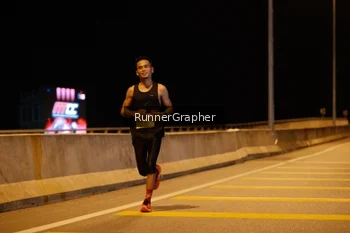 Runner Photo 2746542
