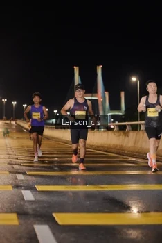 Runner Photo 2746659