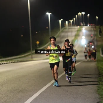 Runner Photo 2748512