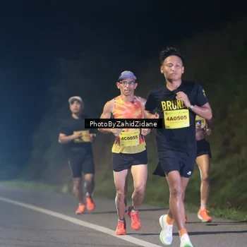 Runner Photo 2748710