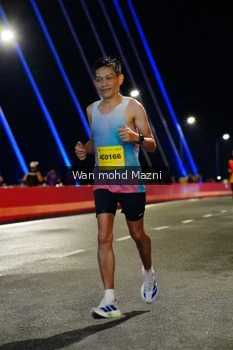 Runner Photo 2748996