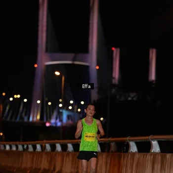 Runner Photo 2749387
