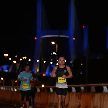 Runner Photo 2749530