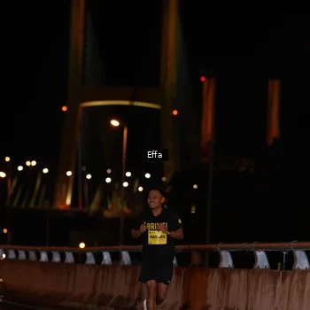 Runner Photo 2749623