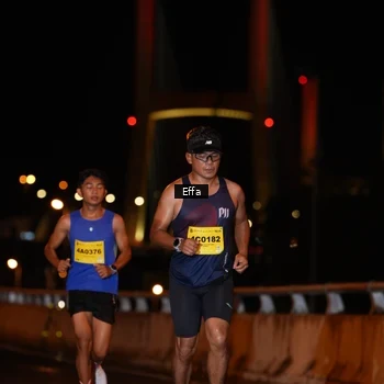 Runner Photo 2749644