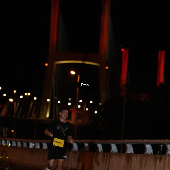 Runner Photo 2749720
