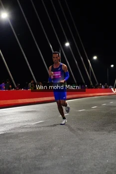 Runner Photo 2749735