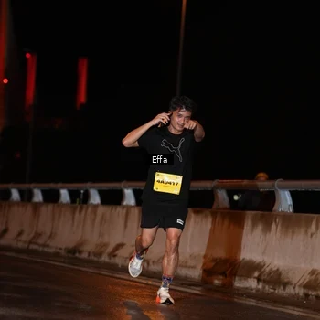 Runner Photo 2749738