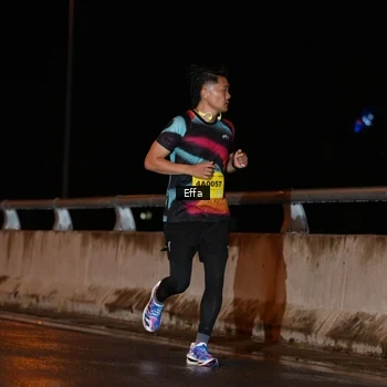 Runner Photo 2749756