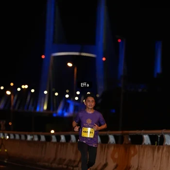 Runner Photo 2749775