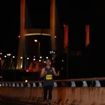 Runner Photo 2749811