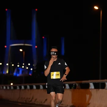 Runner Photo 2751021
