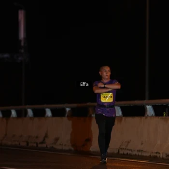 Runner Photo 2751402