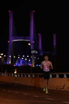 Runner Photo 2751588