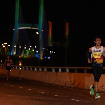 Runner Photo 2751640