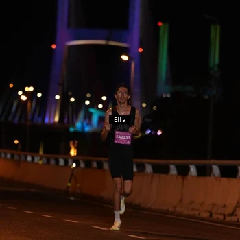 Runner Photo 2751679