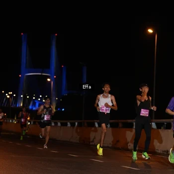 Runner Photo 2751774