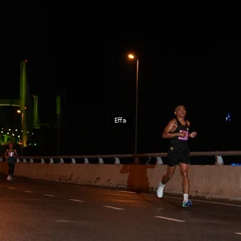 Runner Photo 2752285