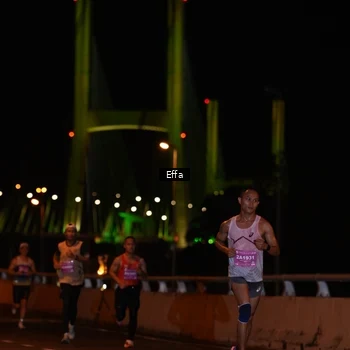 Runner Photo 2752316