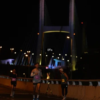 Runner Photo 2752521