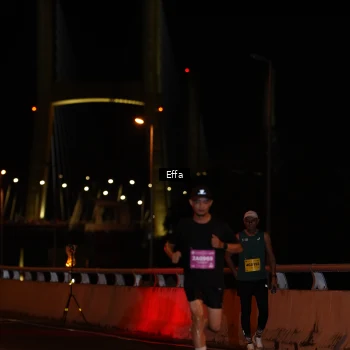 Runner Photo 2752545