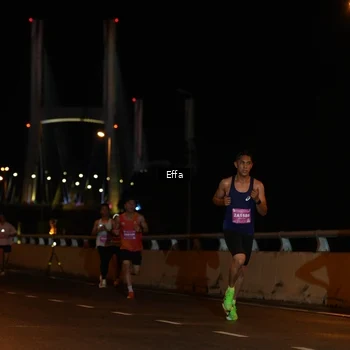 Runner Photo 2752581