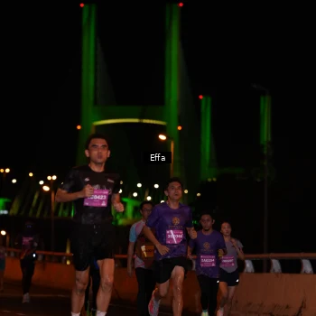 Runner Photo 2752621