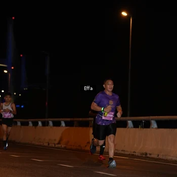 Runner Photo 2752702