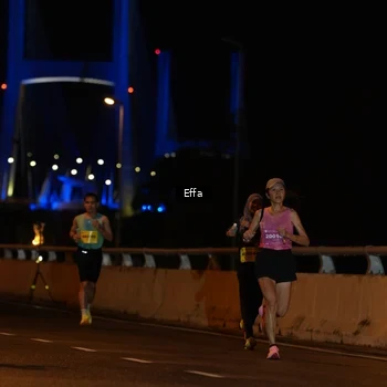 Runner Photo 2752819