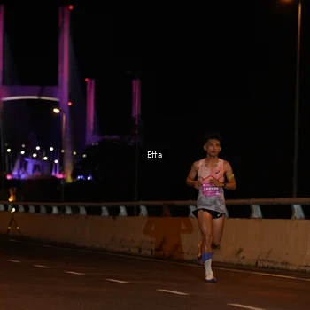 Runner Photo 2752864