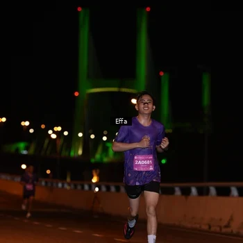 Runner Photo 2752965