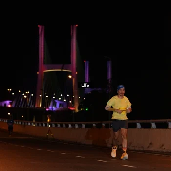 Runner Photo 2753070