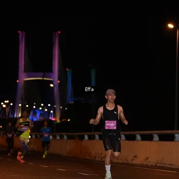 Runner Photo 2753080