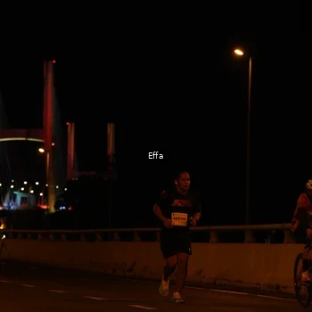 Runner Photo 2753774