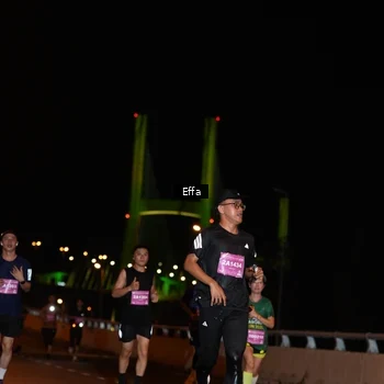 Runner Photo 2753912