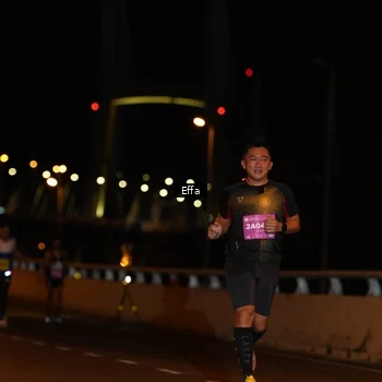 Runner Photo 2754312