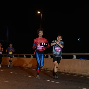 Runner Photo 2754800