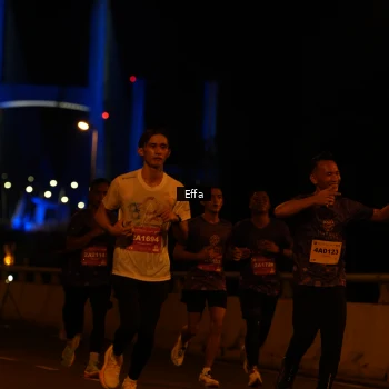 Runner Photo 2756070