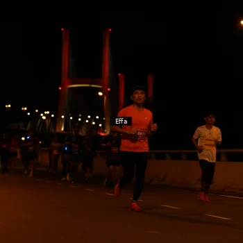 Runner Photo 2756511