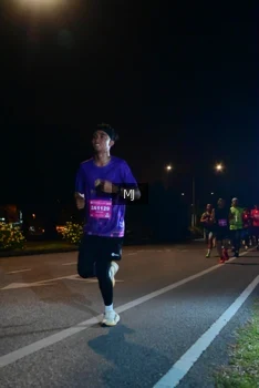 Runner Photo 2756795