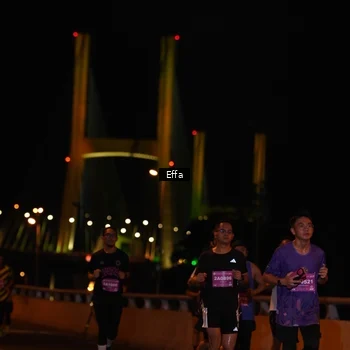 Runner Photo 2756968