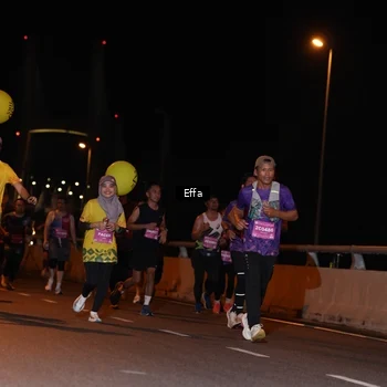Runner Photo 2757253