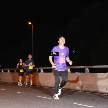 Runner Photo 2757973